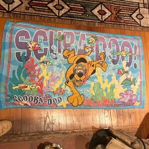 Vintage scooby-doo towel